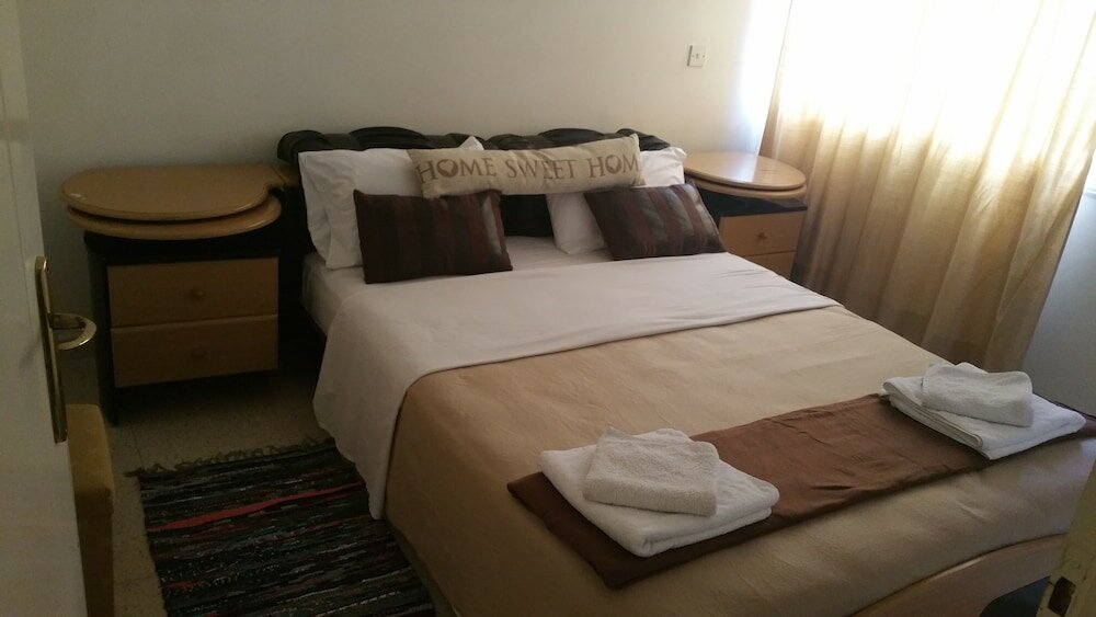 Фото Nondas Hill Hotel Apartments