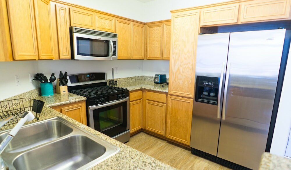 Фото Glendon Apartments