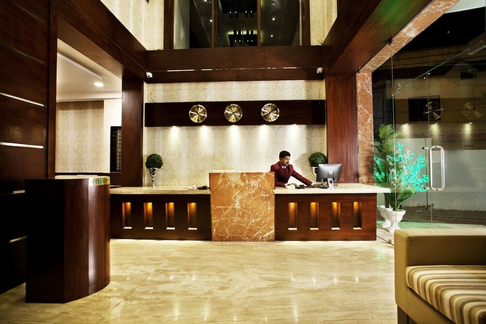 Фото отеля 2