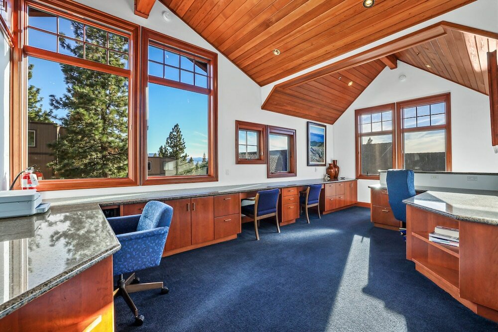 Фото Bear Claw Estate