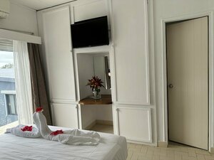 Гостиница Coconut Palms Resort & Diamond Casino