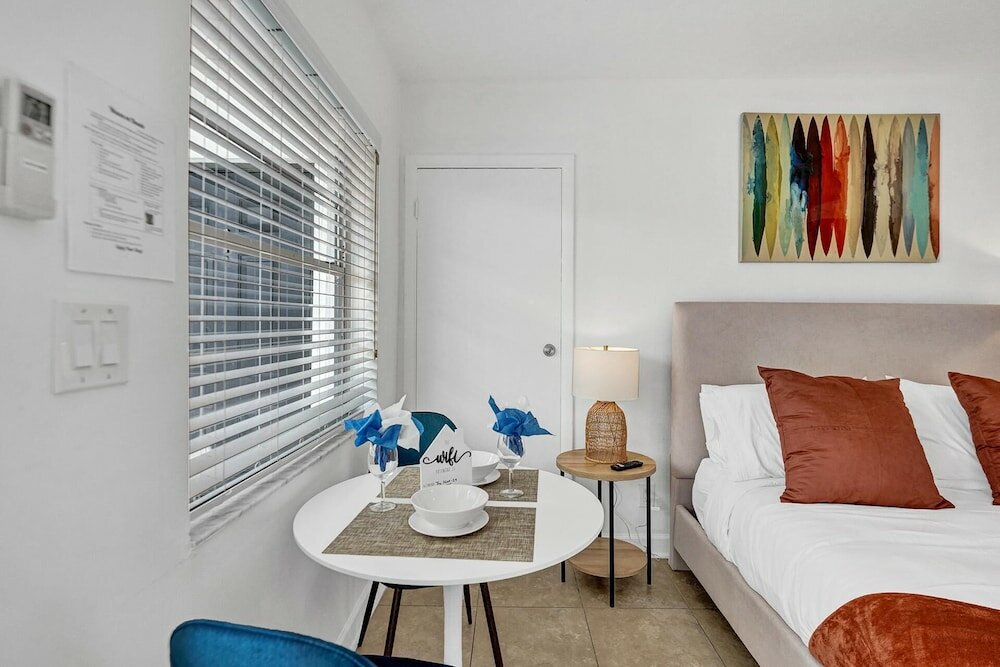 Фото Waves On Desoto