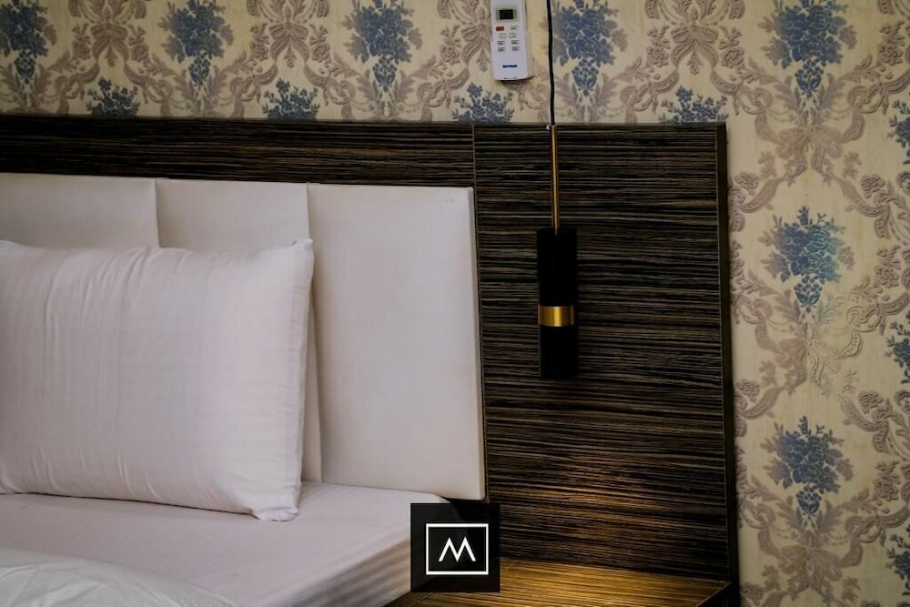 Фото Mo-House Hotels and Apartments