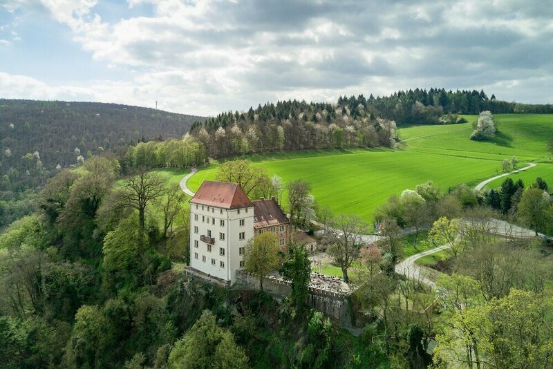 Гостиница Eventlocation & Hotel Schloss Neuburg