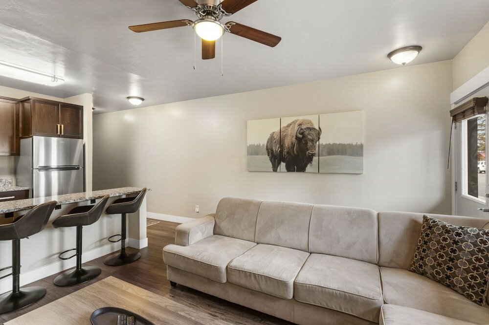 Фото The Yellowstone Hideaway Unit A