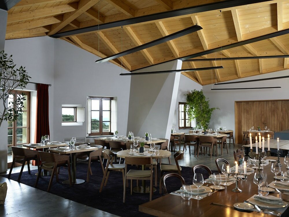 Фото Kinsterna Hotel