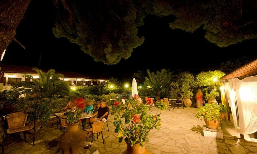 Фото Delphi Hotel