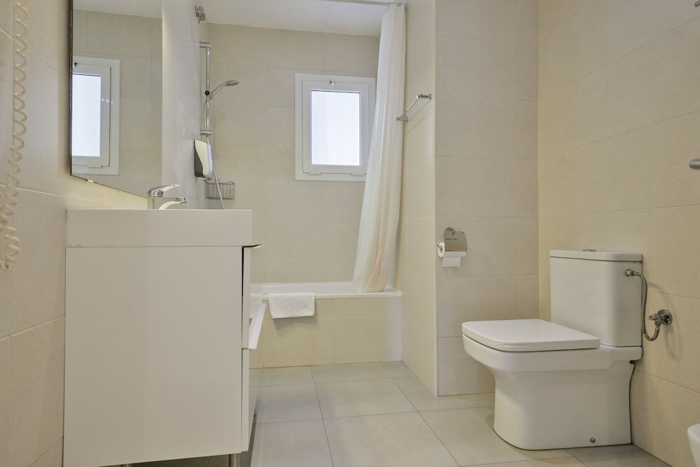 Фото Stay Together Barcelona Apartments