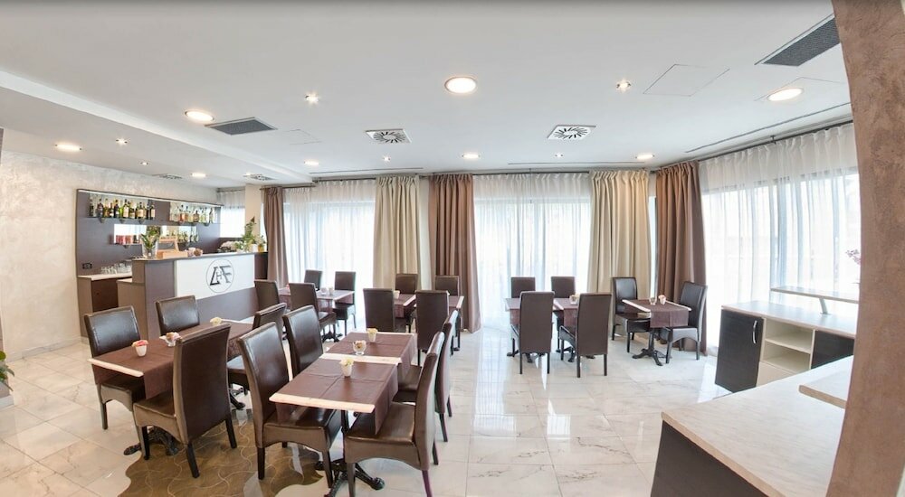 Фото Hotel Luxor Florence