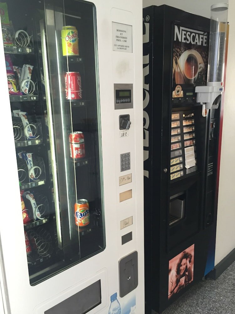 Фото Hôtel Moderne