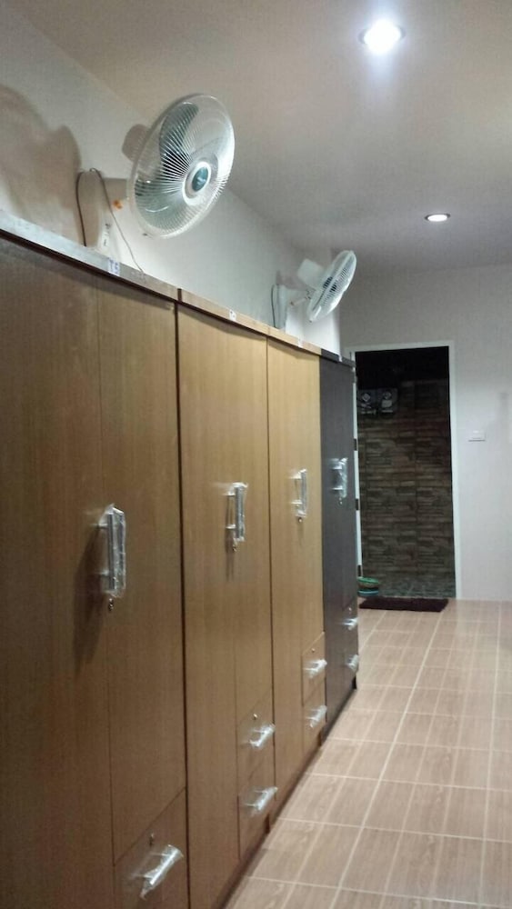 Фото Sairee Center Guesthouse