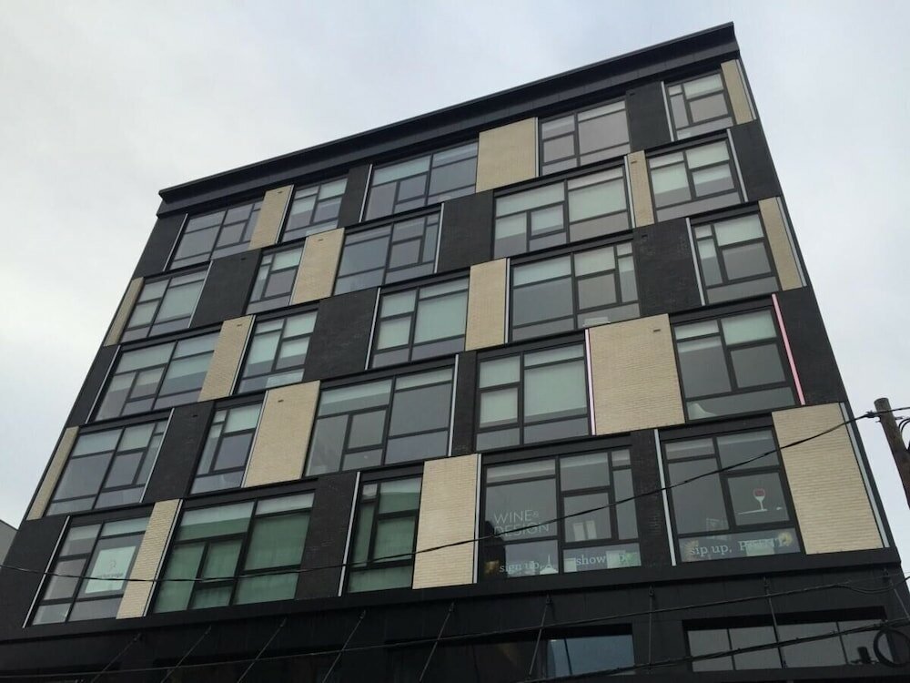 Фото Dharma Home Suites Hoboken at Novia