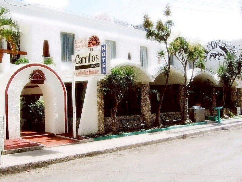 Гостиница Hotel Plaza Carrillo's в Канкуне
