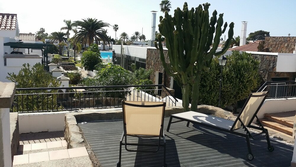 Фото Lovely Bungalows