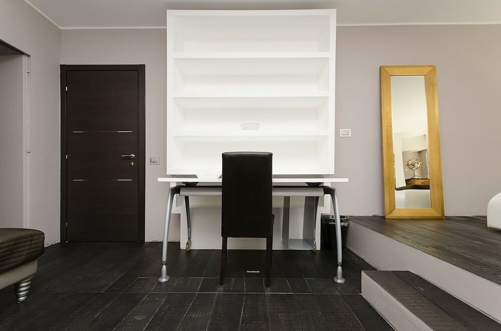 Фото A14 Business Suites