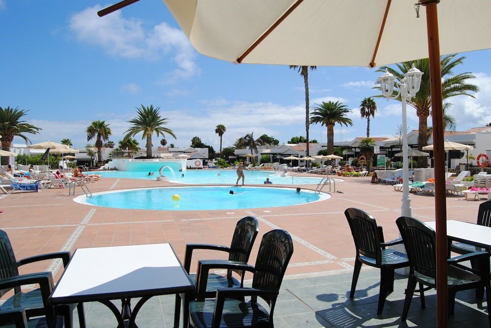 Фото Lovely Bungalows