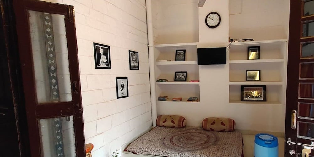 Фото Arya Haveli