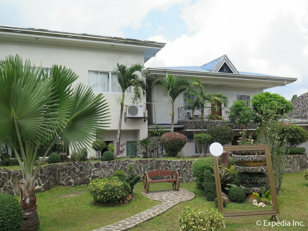 Hotel Emiramona Garden Hotel, Tagaytay, photo