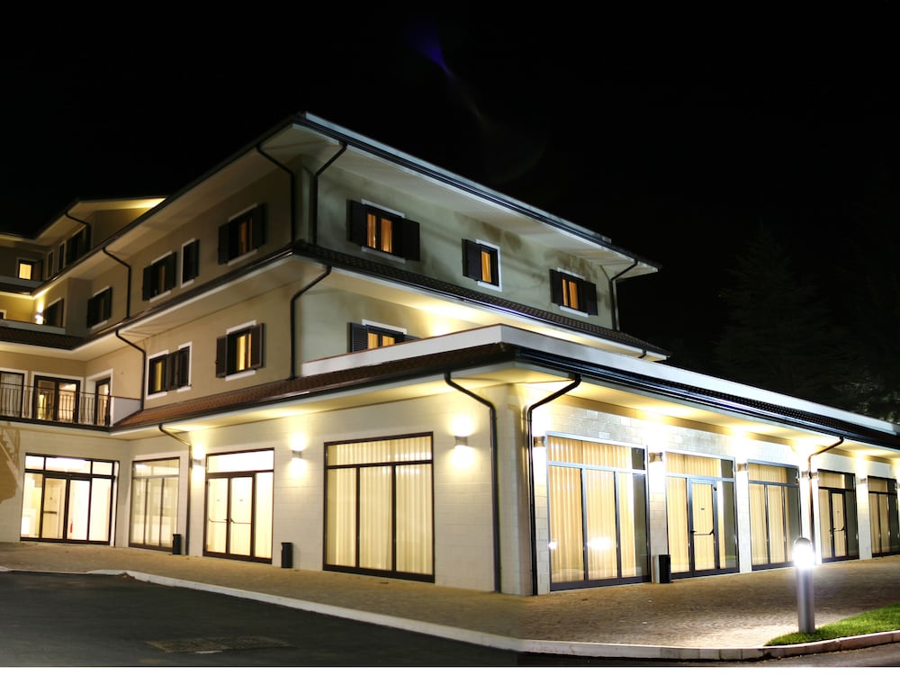 Фото Hotel Castagneto