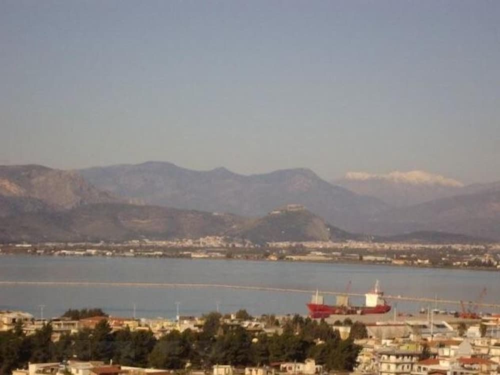 Фото Hotel Vasilis