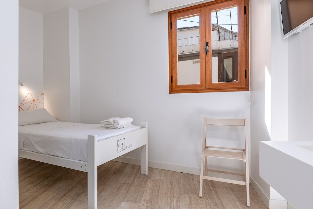 Фото Monjas Del Carmen Hotel