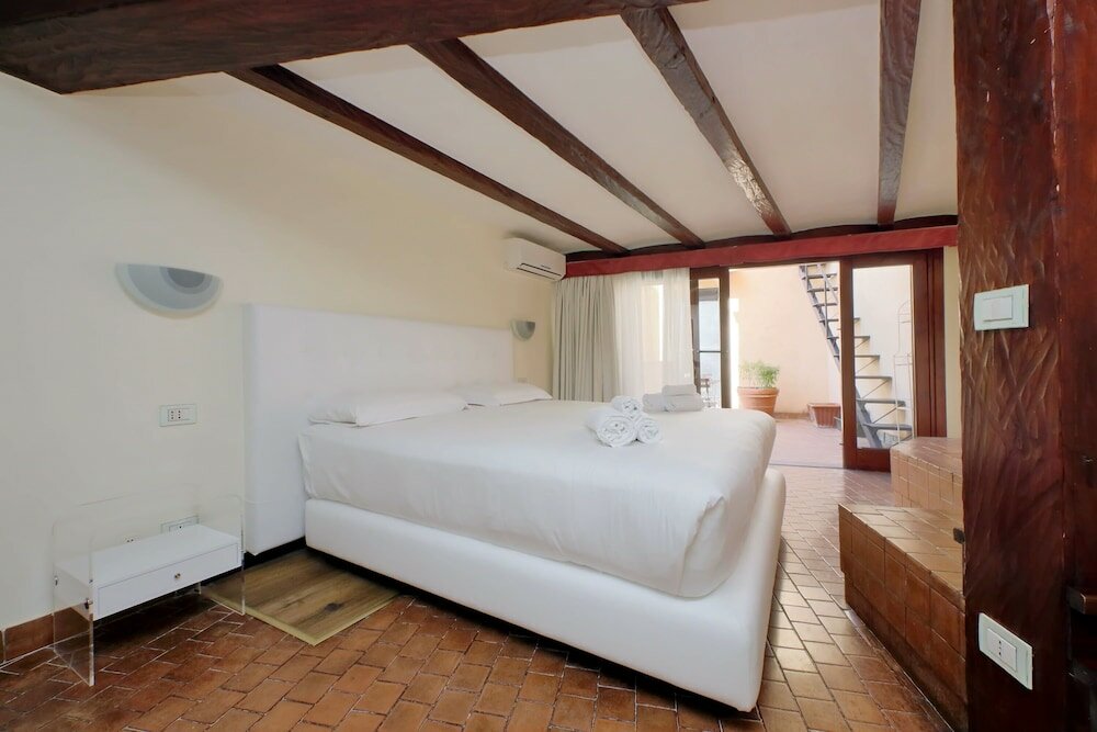 Фото Trevi Rome Suite