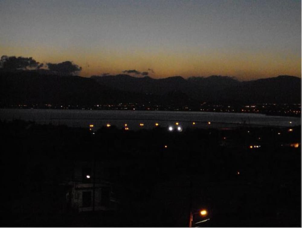 Фото Hotel Vasilis