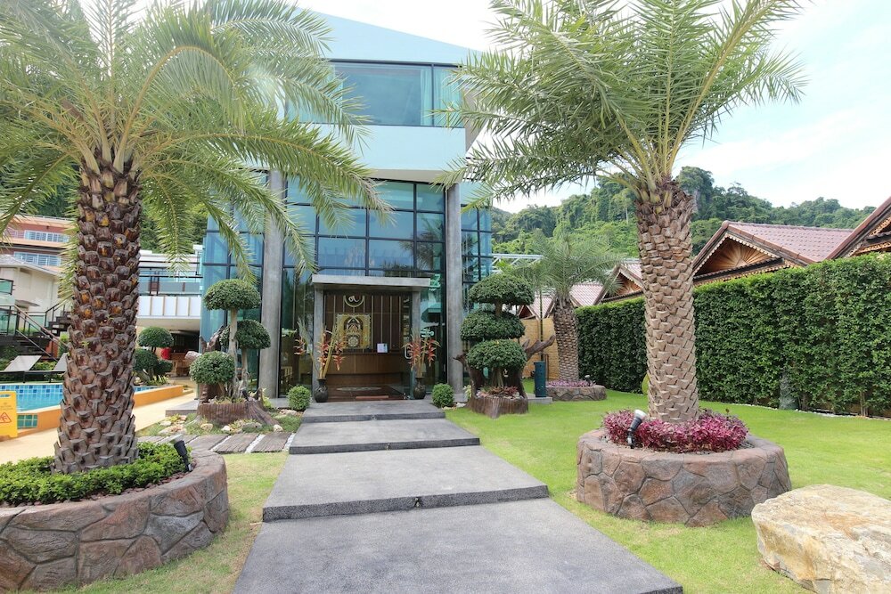 Фото Phi Phi Nice Beach Hotel Hip