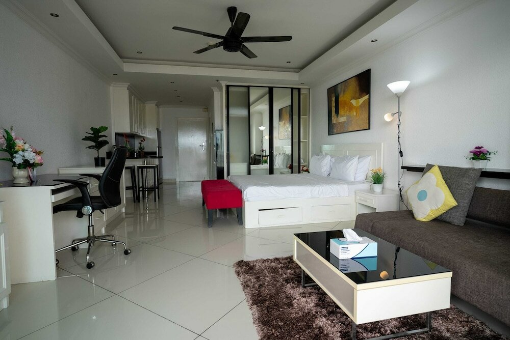 Фото Vtsix Condo Service at View Talay Condo