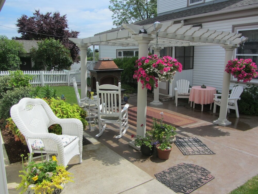 Фото Bybee's Historic Inn