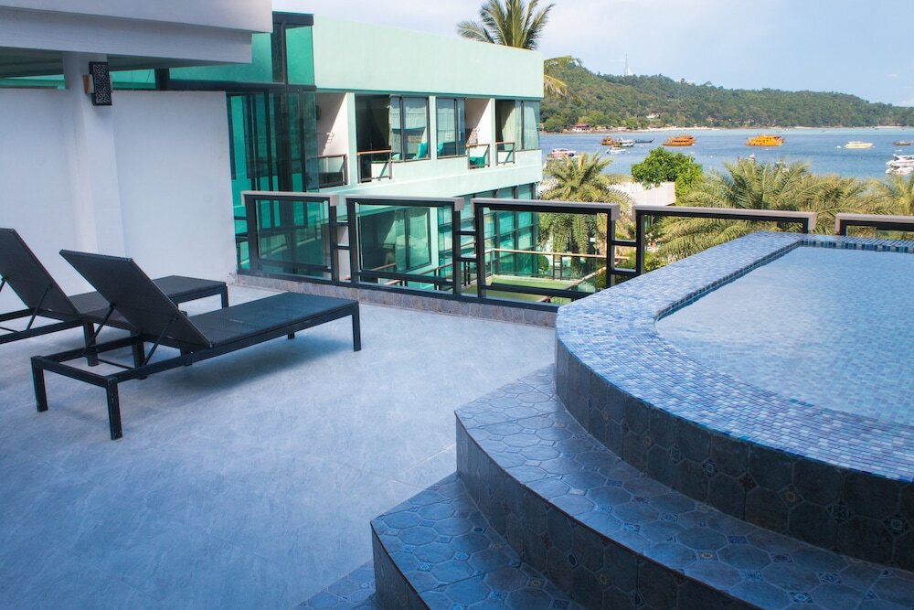 Фото Phi Phi Nice Beach Hotel Hip