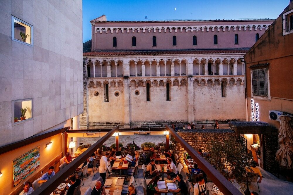 Фото Luxury Rooms Vindemiæ