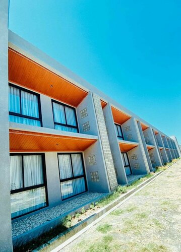 Гостиница Kambaniru Beach Hotel & Resort