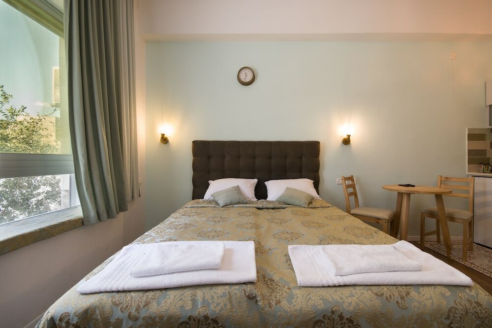 Фото 80 Jaffa St Mahne yehuda market location