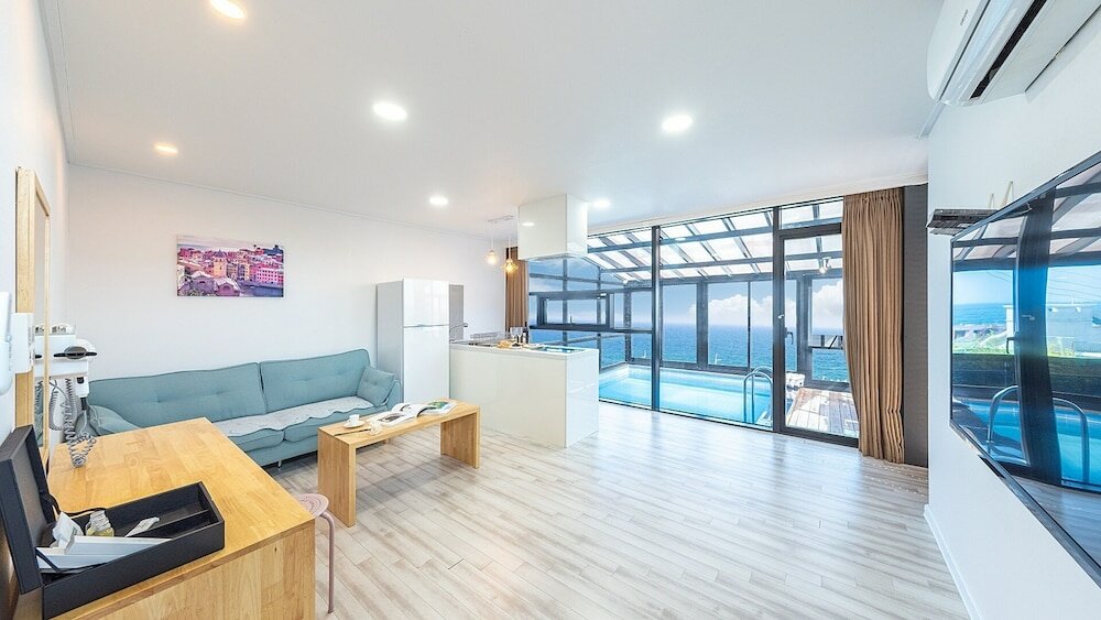 Фото Present Poolvilla