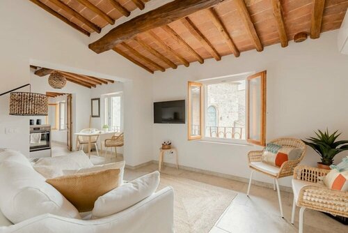Апартаменты Stylish Luxury Loft Sleeps 4 San Gimignano Tuscany в Сан-Джиминьяно
