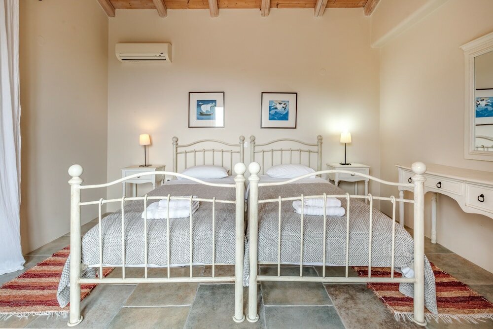 Фото Mastrogiannis villa Myrtia