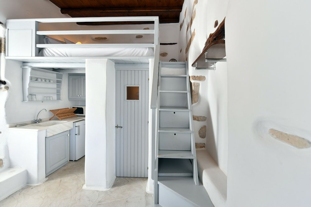 Фото Kastro Cozy Guesthouse