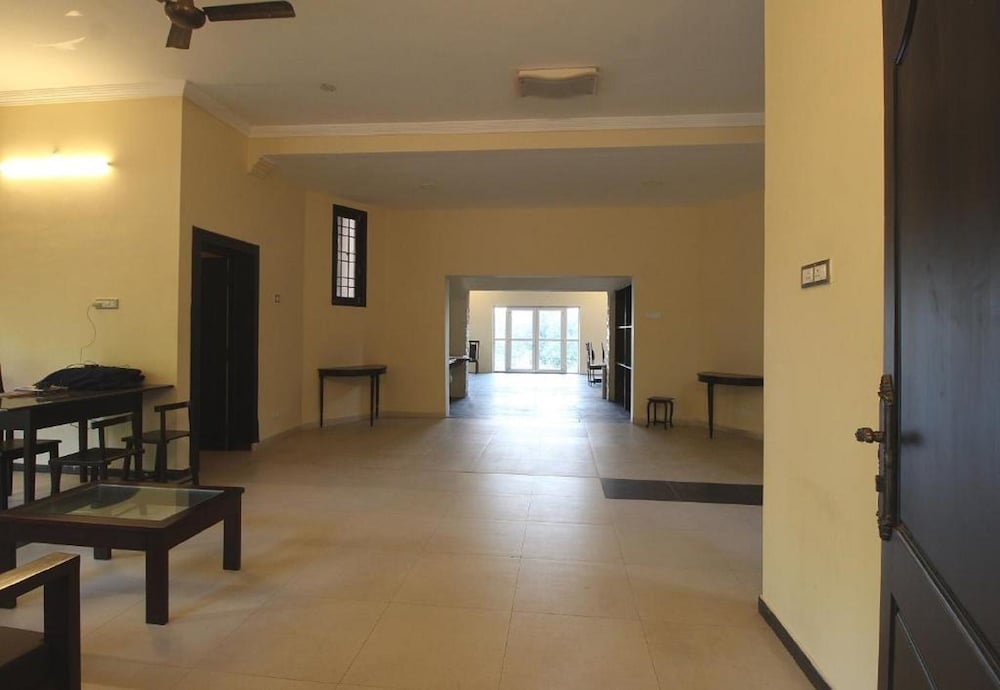 Фото Temple Tree Residence