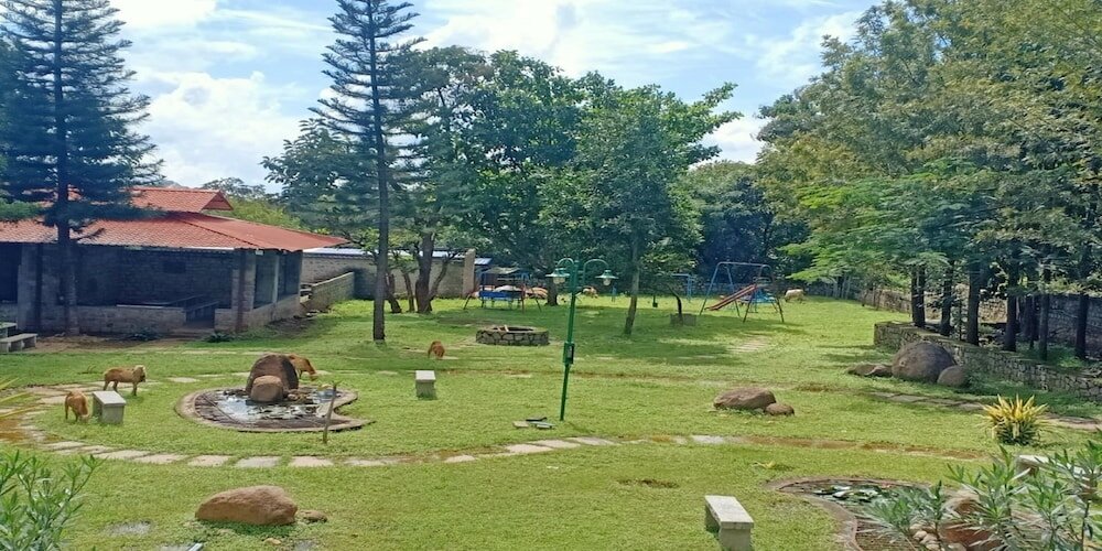 Фото Temple Tree Residence