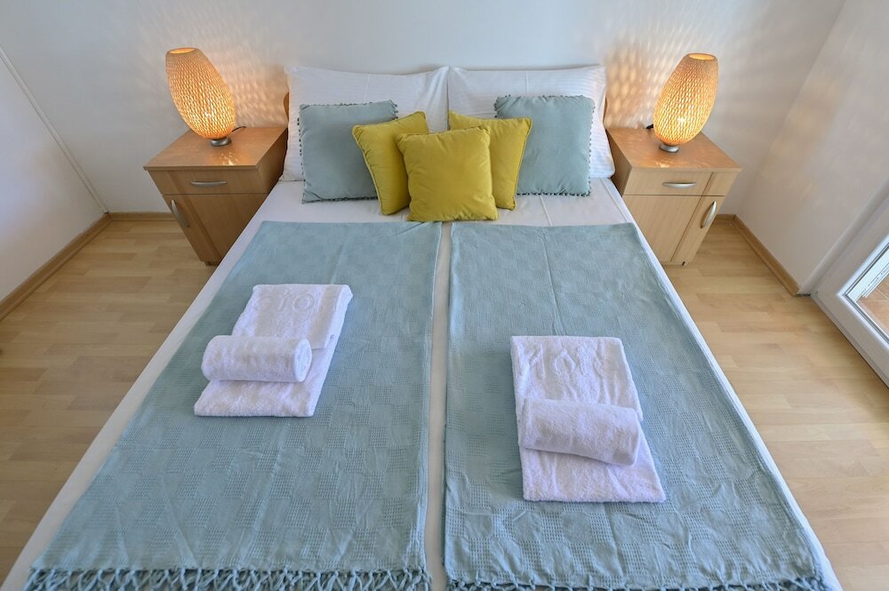 Фото Apartments Adela I