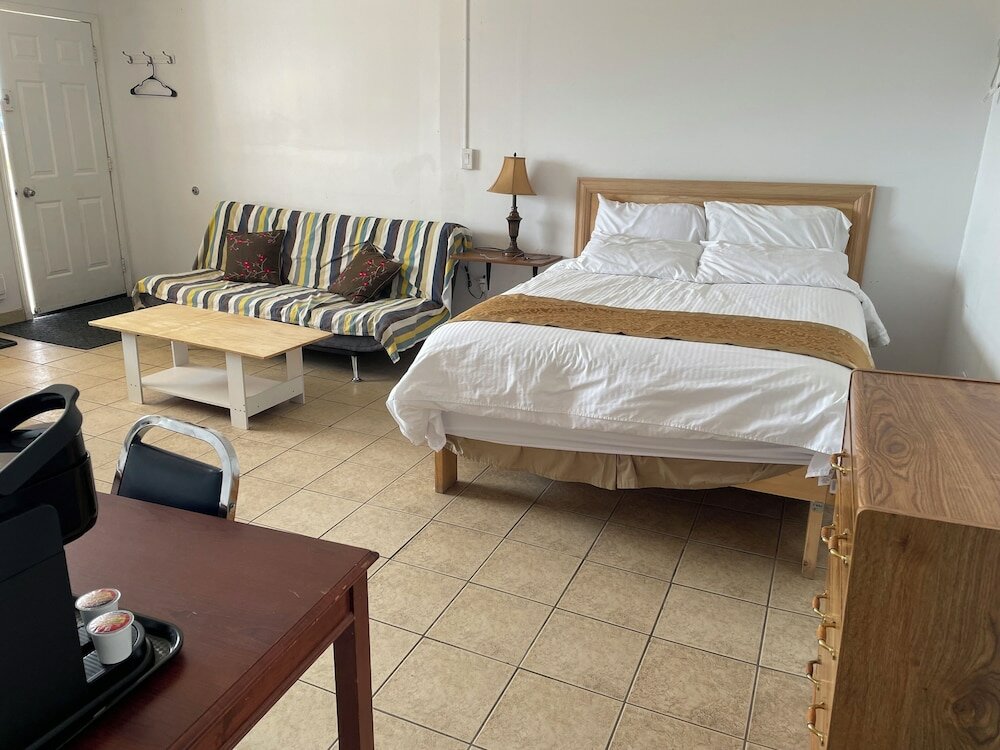 Фото Dundurn Motel