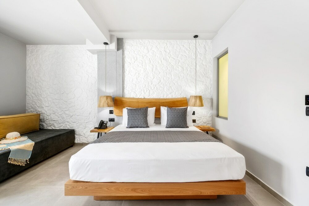 Фото Emily's Luxury Suites