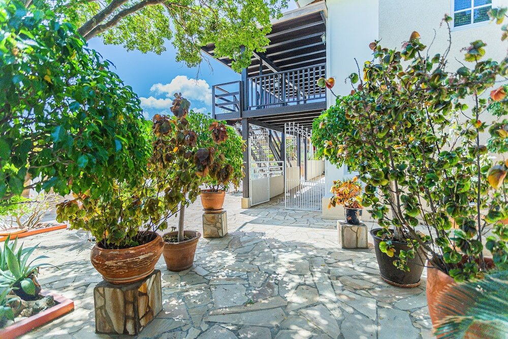 Фото Large Villa With View! Private Pool Free Utilities!