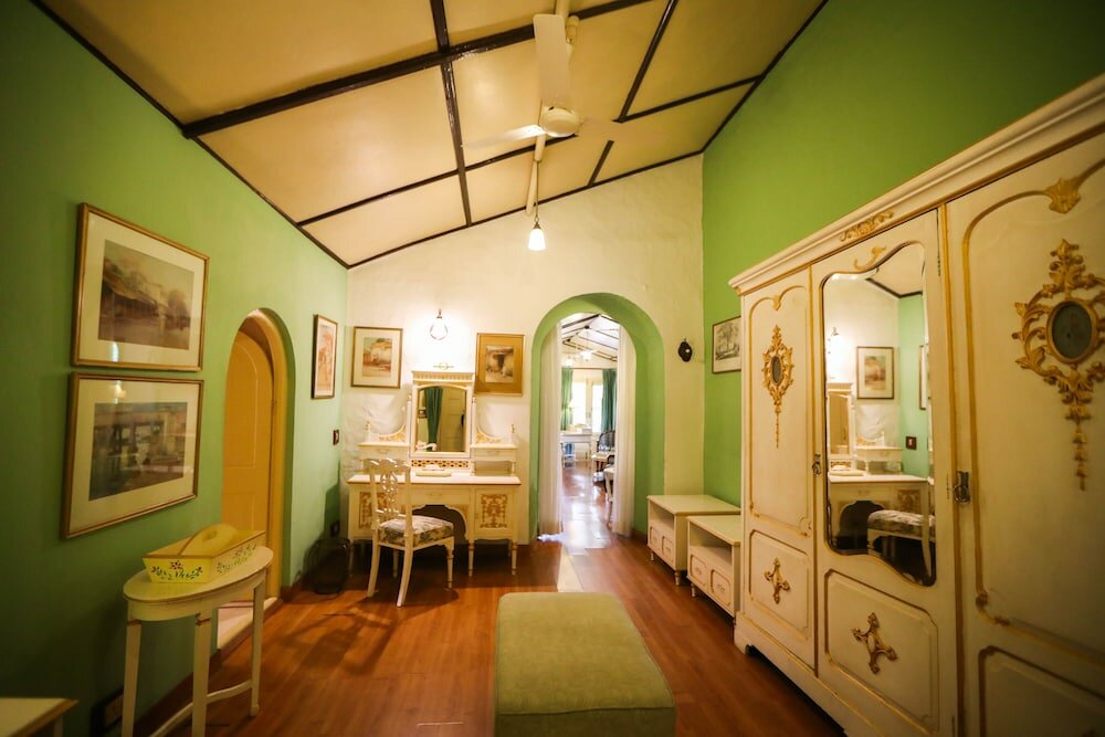 Фото WelcomHeritage Connaught House