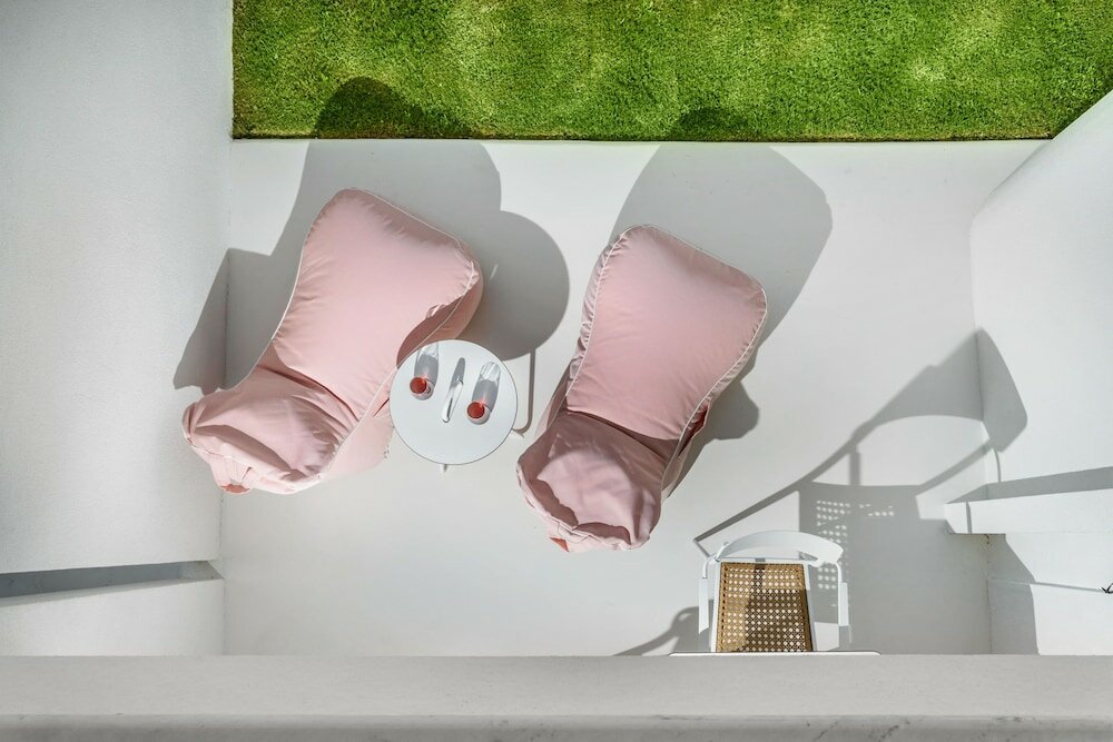 Фото Cocoons Luxury Suites & Villas