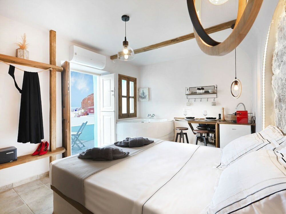 Фото Secret Gem Suites