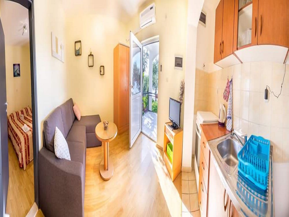 Фото Apartments Vlahušić