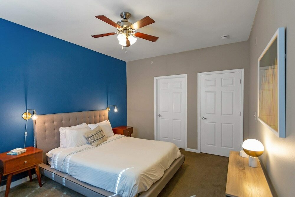 Фото Charming 1bd in Trendy West End Neighborhood