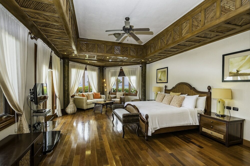 Фото Two Ocean View Caleton Villas in CapCana